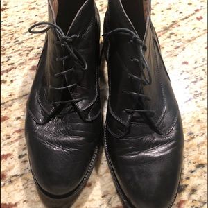 Men’s soft leather ankle shoes; slightly worn: